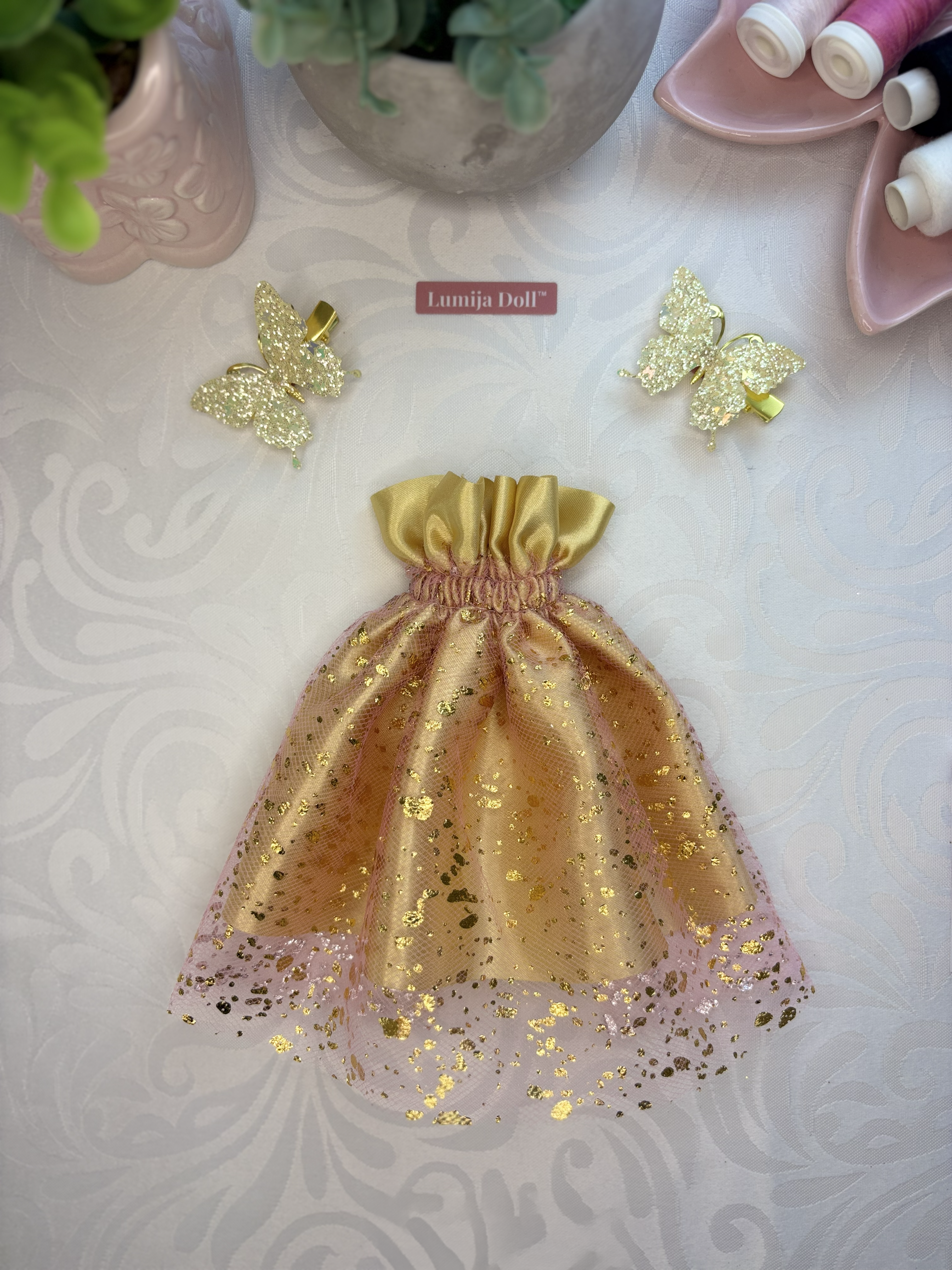 D05 - Blush Gold