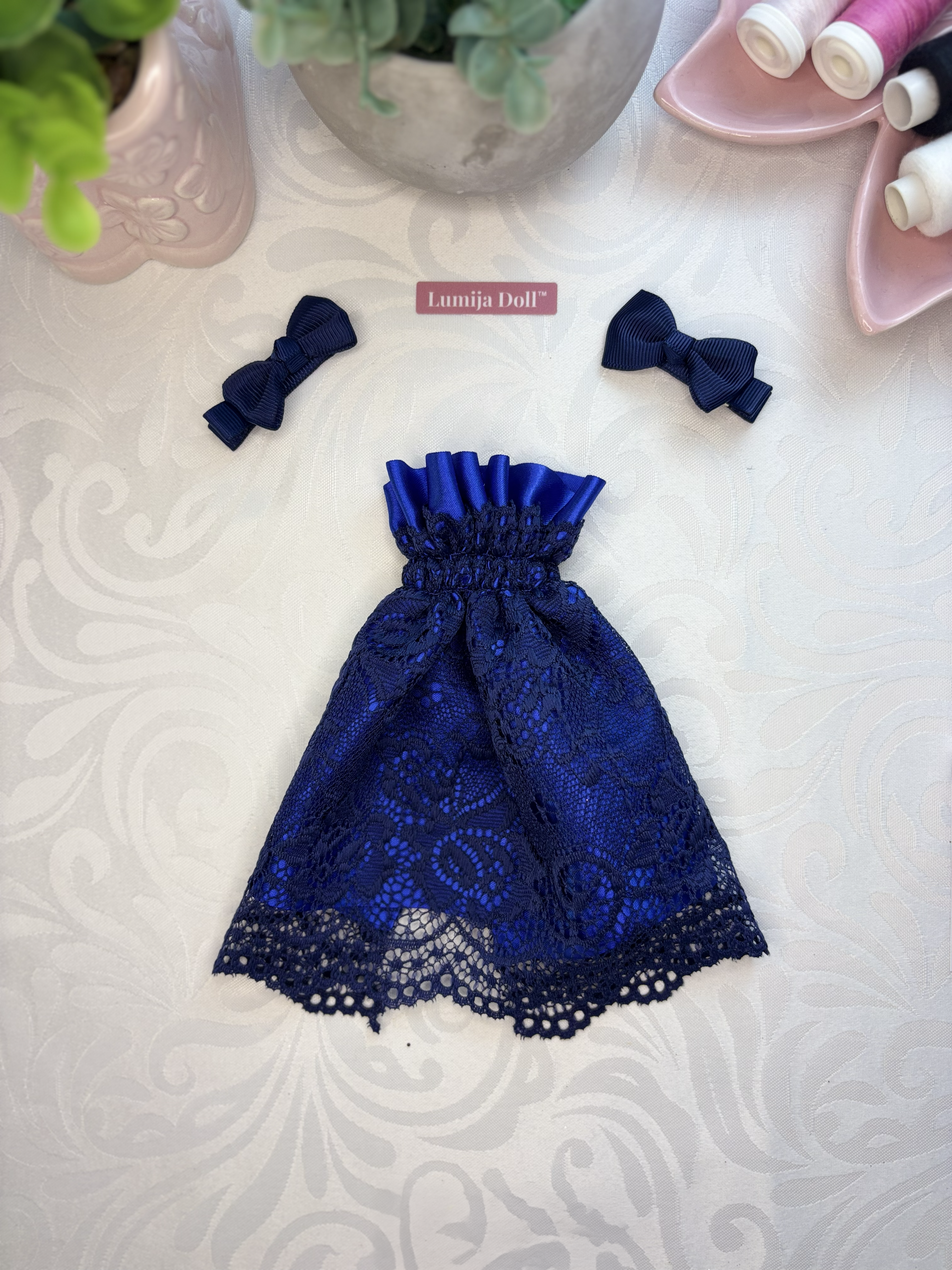 D10 - Midnight Lace