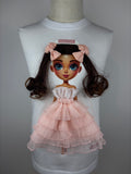 D21 – Apricot Ruffle